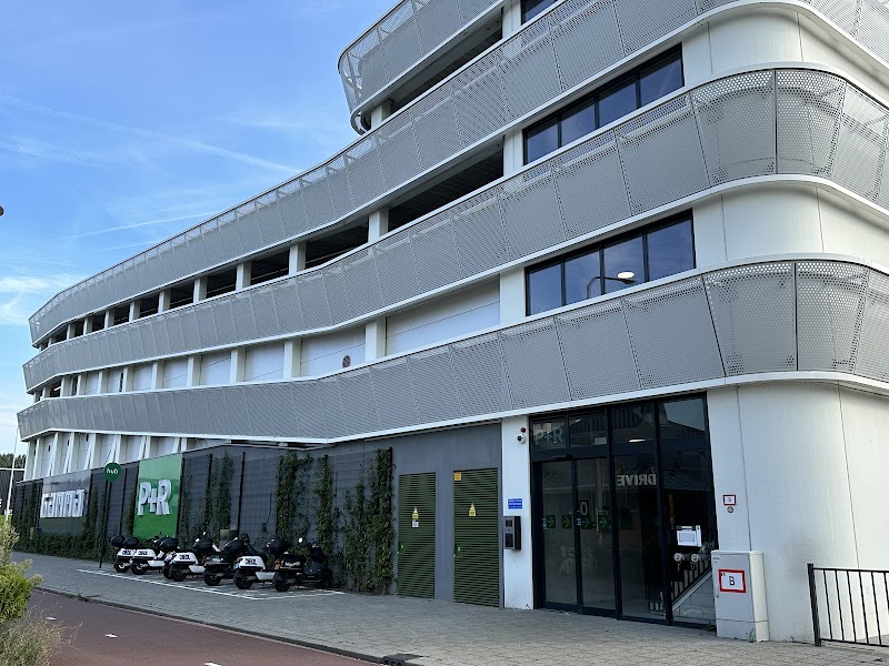 P+R Noorderhelling - P+R Noorderhelling, Stadionweg 1, 3077 AN Rotterdam, Netherlands