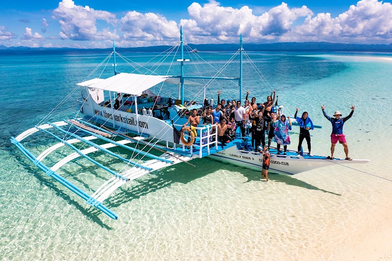 The Shark's Tail Dive Resort - The Shark's Tail Dive Resort 6013 Maya - Malapascua, Daanbantayan, 6013 Cebu, Philippines