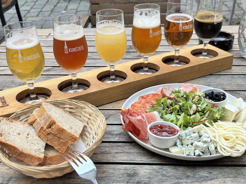 U Kunštátů - Craft Beer in Old Town - U Kunštátů - Craft Beer in Old Town Řetězová 222/3, Staré Město, 110 00 Praha-Praha 1, Czechia