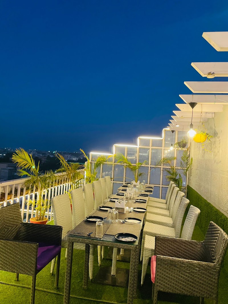 Hotel Royal Inn - Best Hotel, Restaurant, Rooftop Restaurant In Bikaner