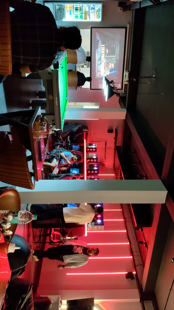 Gritty Gaming Lounge & Cafe - Gritty Gaming Lounge & Cafe Shop No, Ground Floor, M-23, Block M, Old DLF Colony, Sector 14, Gurugram, Haryana 122007, India