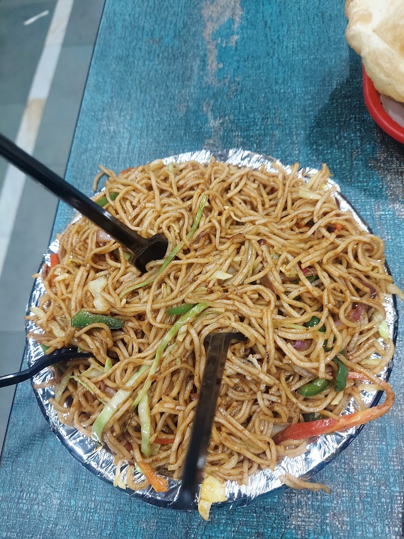 Tarachand Chhole Bhature Wale - Tarachand Chhole Bhature Wale नियर हनुमान मंदिर, 499, छोटा बाजार, Chotta Bazar, Kasturba Nagar, Shahdara, Delhi, 110032, India