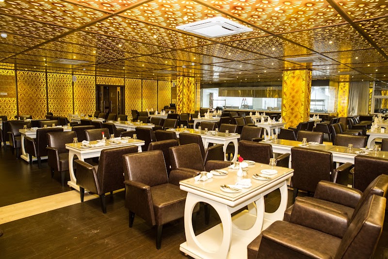 Hotel Benzz Park - Hotel Benzz Park 4, Thottapalayam Pillayar Koil St, Thottapalayam, Vellore, Tamil Nadu 632004, India