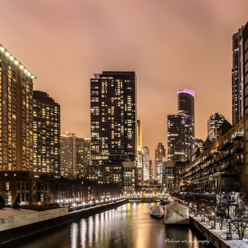Merchandise Mart - Merchandise Mart, Chicago, IL 60654, USA