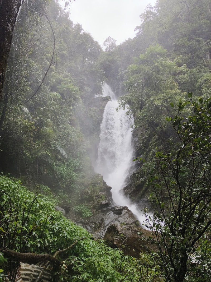 Savri Waterfall Parking