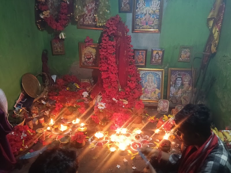 Man Vaishno Devi mandir🛕 - Man Vaishno Devi mandir🛕, CWM7+67M, Karuamunda, Odisha 767060, India