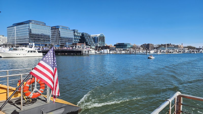 City Cruises Alexandria Water Taxi - City Cruises Alexandria Water Taxi, 3 Cameron St, Alexandria, VA 22314, USA