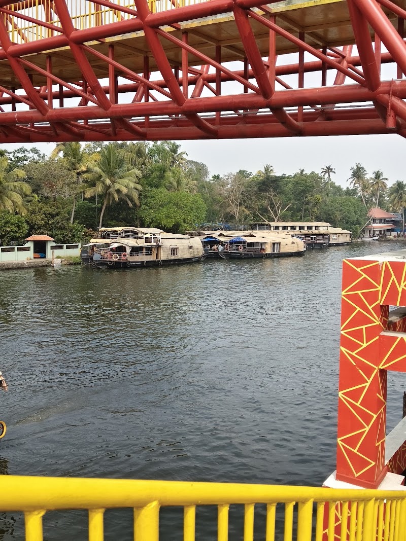 Finishing Point (Houseboat boading point) - Finishing Point (Houseboat boading point) G922+MW6, Finishing Point Rd, Punnamada, Finishing Point, Alappuzha, Kerala 688013, India