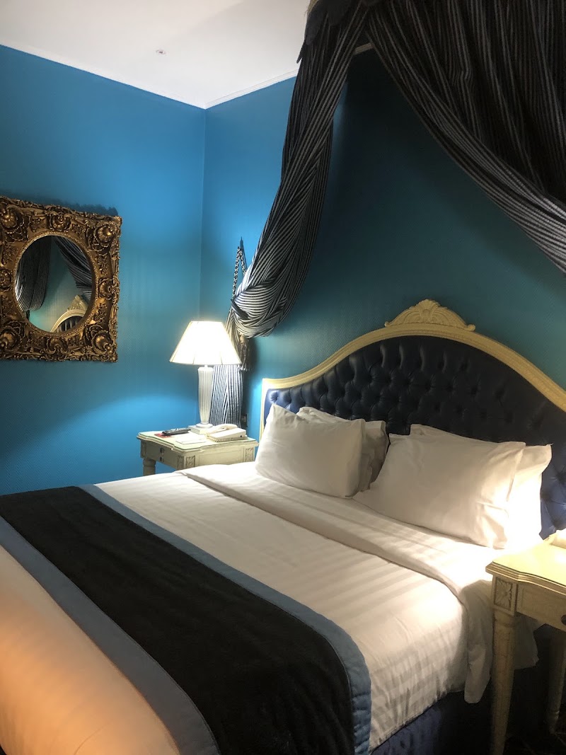 Moscow Hotel - Moscow Hotel, 785F+M5W - 48 Al Maktoum Rd - Riggat Al Buteen - Dubai - United Arab Emirates