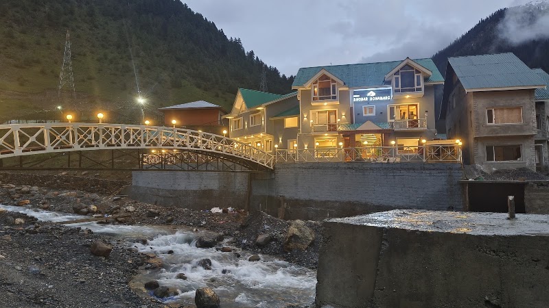 HOTEL SNOBAR