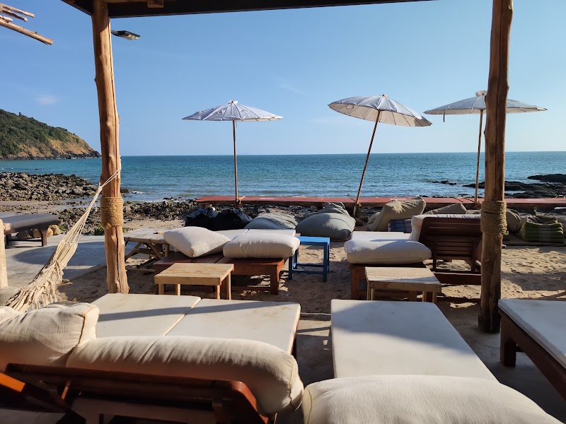Nomad Beach Bar Koh Lanta - Nomad Beach Bar Koh Lanta, 109 Moo 5 Bamboo Beach, Yai, 4245 Following Giants Rd, ตำบล เกาะลันตาใหญ่ อำเภอเกาะลันตา กระบี่ 81150, Thailand