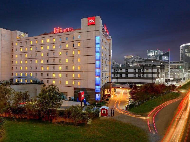 ibis Gurgaon Golf Course Road - ibis Gurgaon Golf Course Road, Block 1, Golf Course Rd, Parsvnath Exotica, Sector 53, Gurugram, Haryana 122002, India