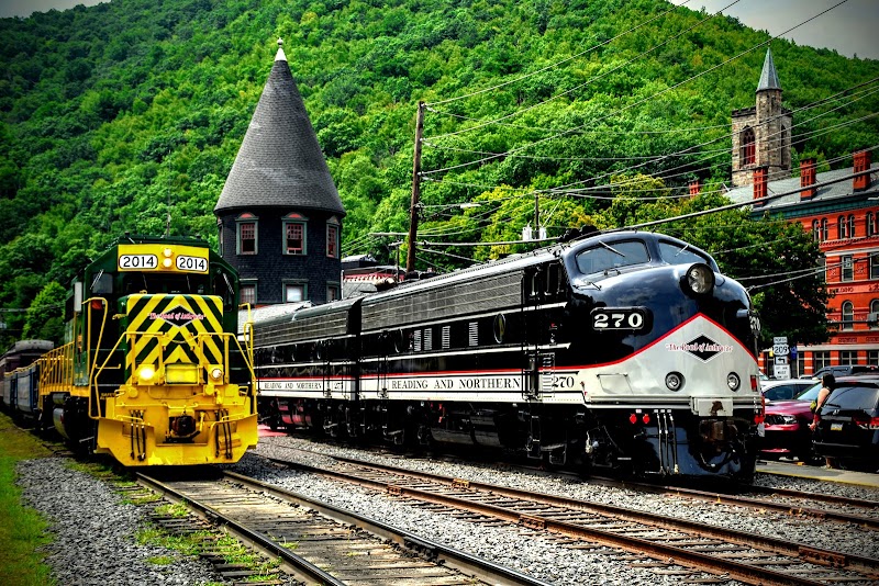 Lehigh Gorge Scenic Railway: Trademark of the Reading & Northern Railroad - Lehigh Gorge Scenic Railway: Trademark of the Reading & Northern Railroad 1 Susquehanna St, Jim Thorpe, PA 18229, USA