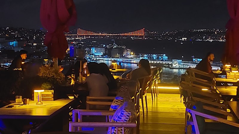 California Roof - California Roof, Demirtaş, Fetva Ykş. No:37, 34134 Fatih/İstanbul, Türkiye