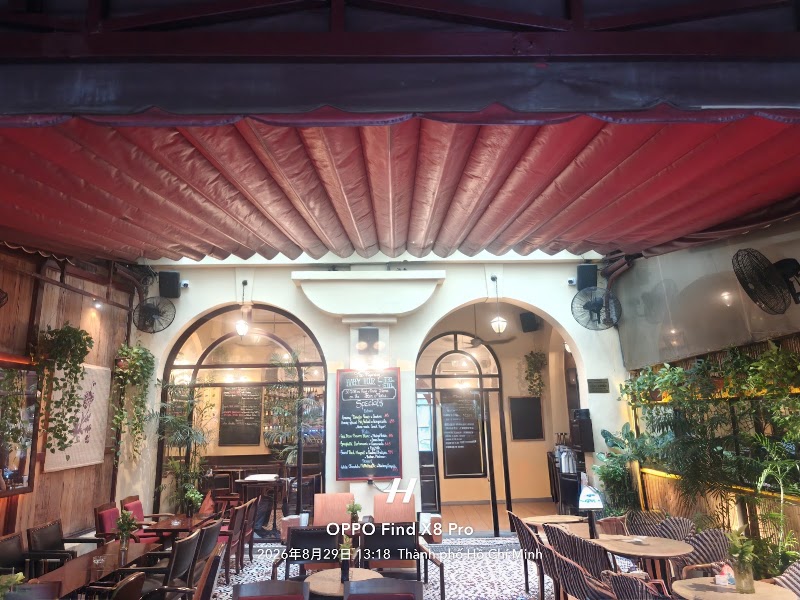 The Refinery Restaurant - The Refinery Restaurant, 74 Hai Bà Trưng, Sài Gòn, Hồ Chí Minh 700000, Vietnam