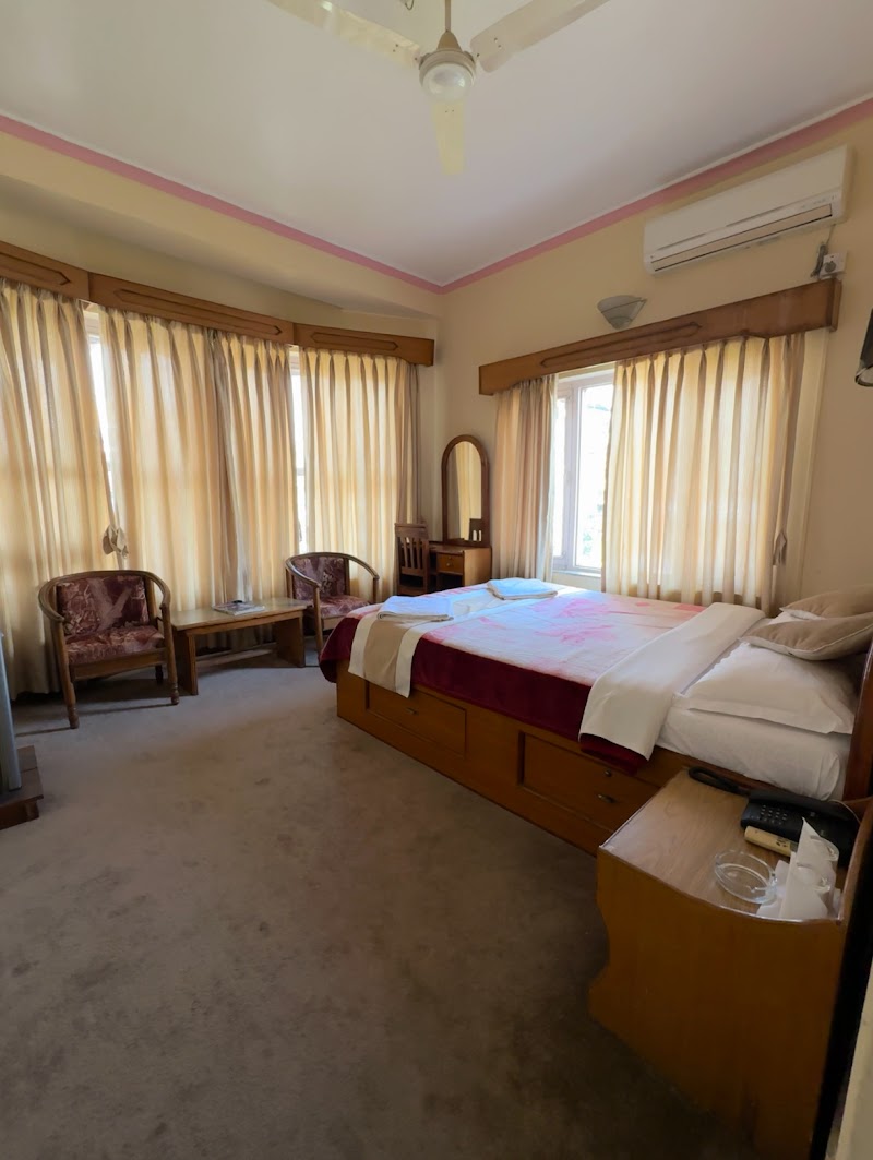 Hotel Green Tara - Hotel Green Tara Street No 10, Lakeside Rd, पोखरा 33700, Nepal
