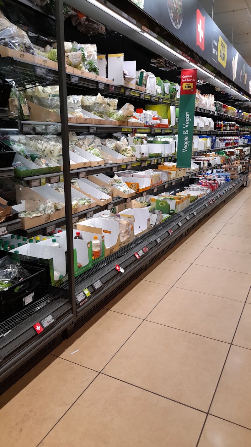 ALDI - ALDI, Rue Antoine-Carteret 22, 1202 Genève, Switzerland