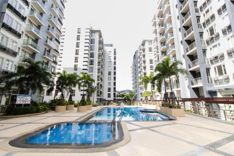 Del's Condotel - Del's Condotel, Cluster A, Newport City, Resort Dr, Pasay City, 1300 Metro Manila, Philippines