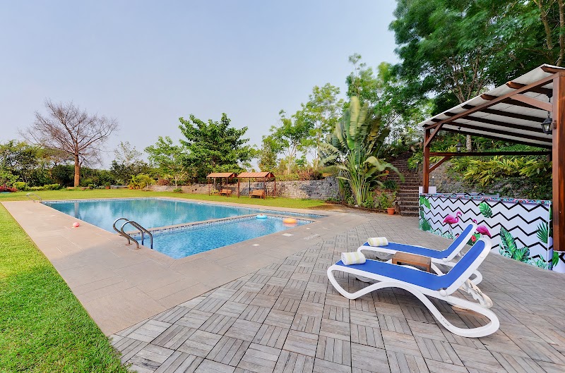 The Estate Resort - The Estate Resort 3W2X+XG, Nelligudde Rd, Ashwathapura, Badagumijaru, Karnataka 574227, India