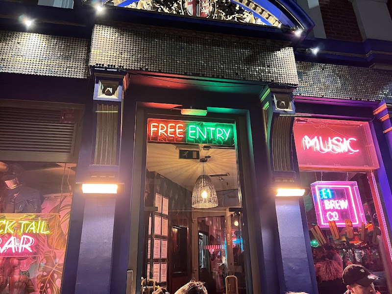 Aura x - Aura x, 145 Shoreditch High St, London E1 6JE, UK