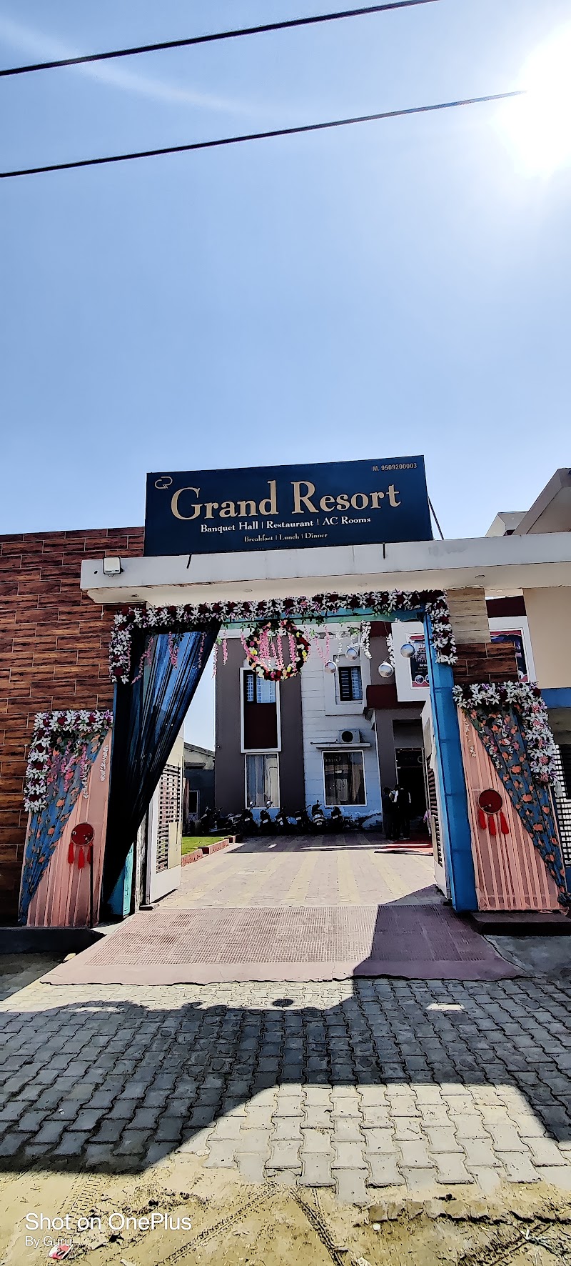 Grand Resort - Grand Resort, Hanumangarh Rd, Ratanpura, Kenchi, Sangaria, 3 Rtp-Ii Rural, Rajasthan 335063, India