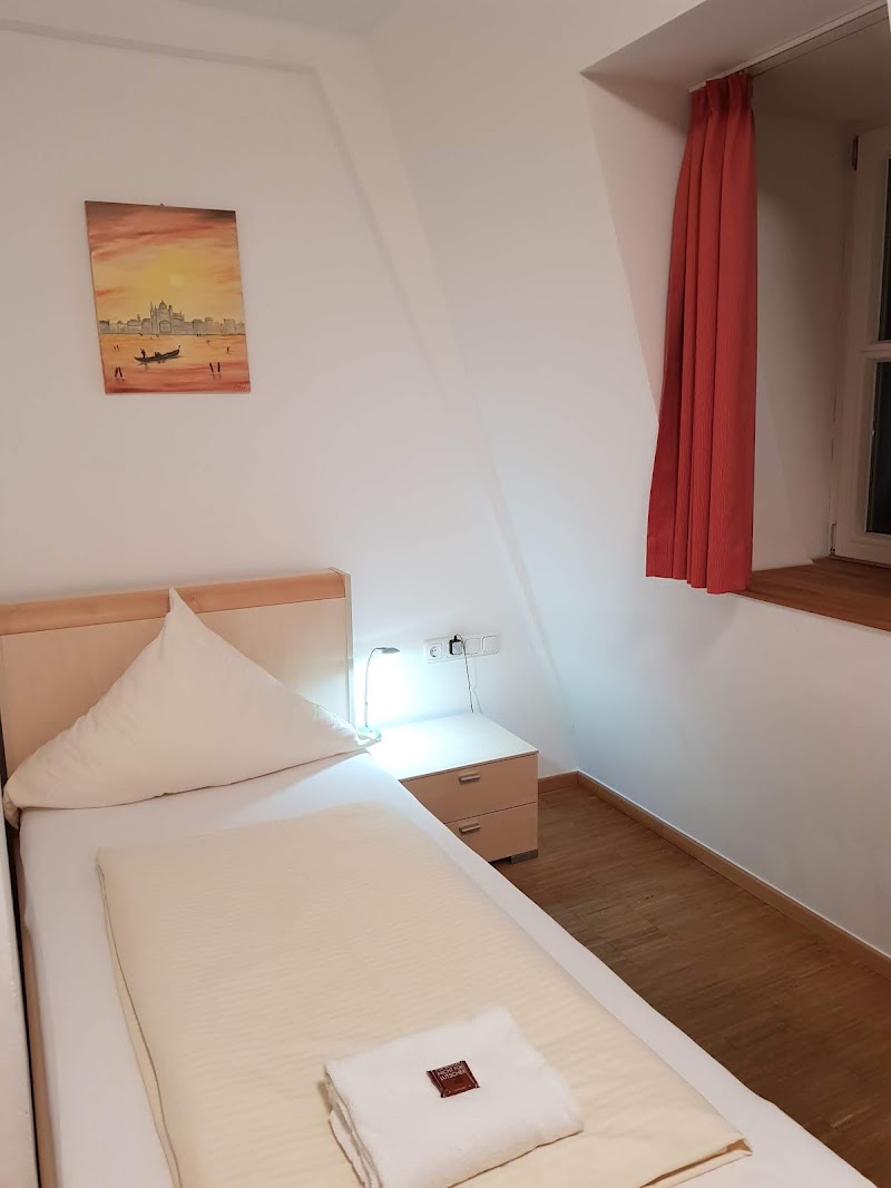 Hotel Stadtblick Friedberg - Hotel Stadtblick Friedberg, Bauernbräustraße 2, 86316 Friedberg, Germany