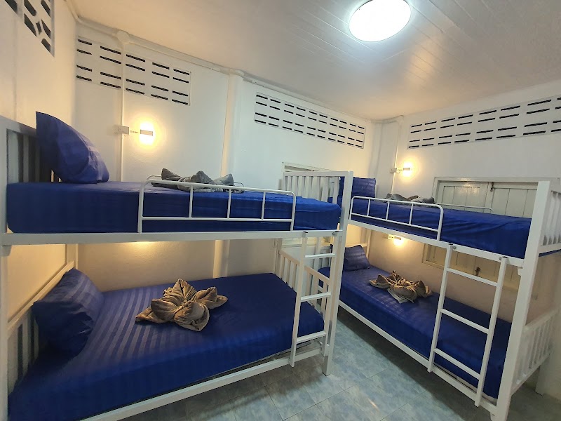 World Citizen Hostel & Cafe - World Citizen Hostel & Cafe, 27/1 Moo 3 Baan Tai, Koh Phangan, สุราษฎร์ธานี 84280, Thailand