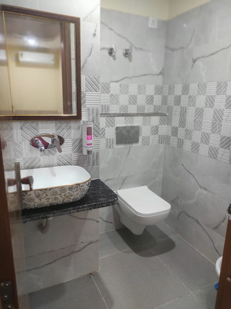 Elvok Hotels - Sector 62 - Elvok Hotels - Sector 62 CH-10, near Fortis Hospital, Rasoolpur Nawada, Industrial Area, Sector 62, Noida, Uttar Pradesh 201309, India