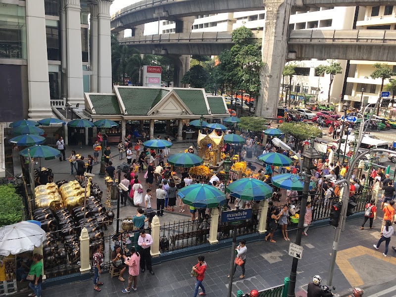 The Shrine of Erawan - The Shrine of Erawan, 494 Thanon Ratchadamri, Khwaeng Lumphini, Pathum Wan, Krung Thep Maha Nakhon 10330, Thailand