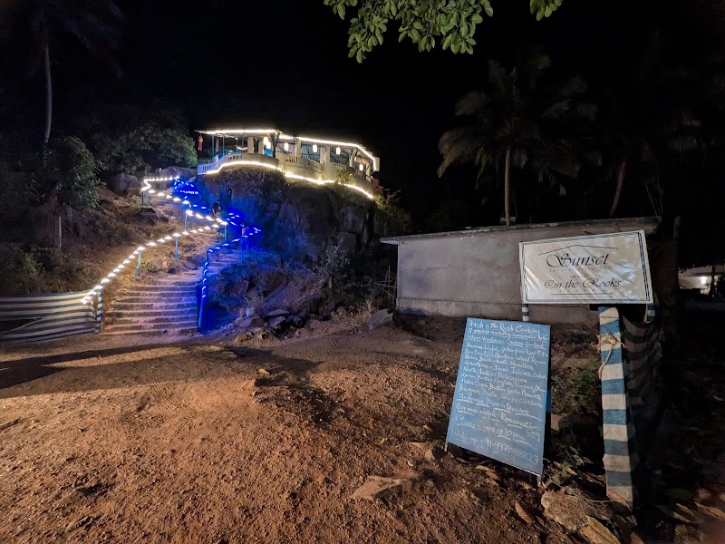 On the Rocks Agonda - On the Rocks Agonda Agonda Beach Rd, Agonda, Devalkajjan, Goa 403702, India