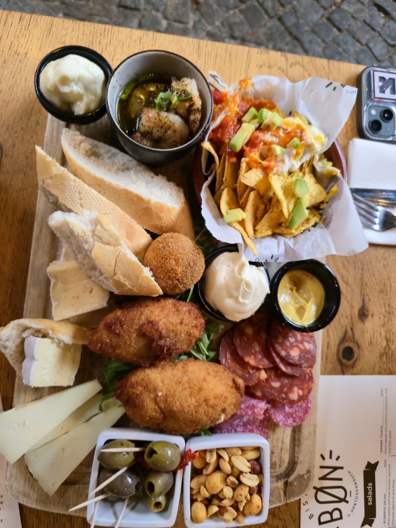 Bistro Bon - Bistro Bon Lepelstraat 39, 5211 DP 's-Hertogenbosch, Netherlands