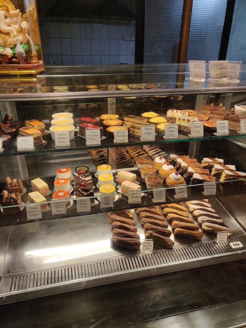 Baker Street - Baker Street 123, Bussy Street Near Clock Tower, Chinnakadai, MG Road Area, Puducherry, 605001, India