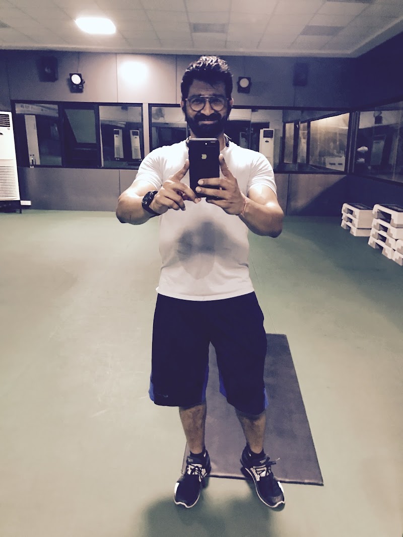 Urbounce Gym, Fergusson College Road Branch - Urbounce Gym, Fergusson College Road Branch, 925, B4, Deendayal Hospital Lane Tukaram Paduka, Chowk, Ferguson College Rd, Shivajinagar, Pune, Maharashtra 411004, India