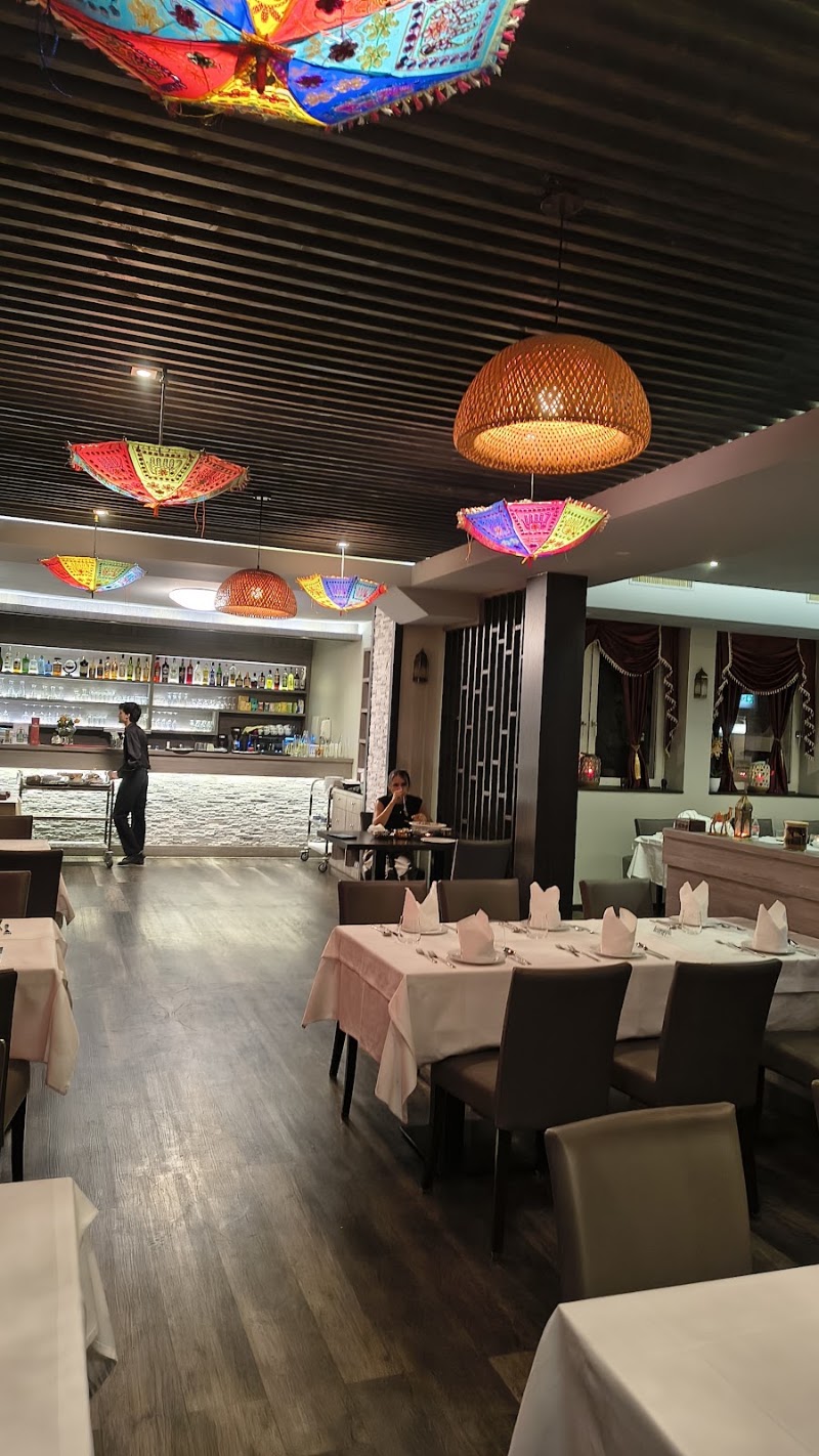 Indian Restaurant Garhwal - Indian Restaurant Garhwal, Winterthurerstrasse 457, 8051 Zürich, Switzerland