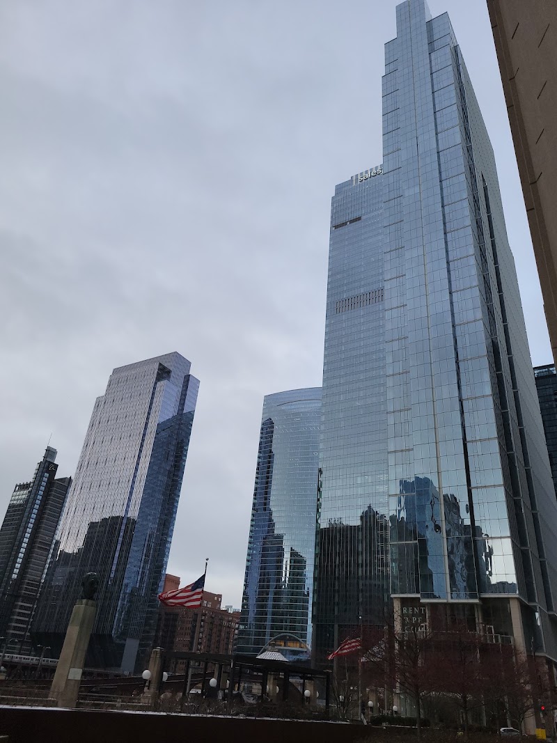 THE MART - THE MART, 222 W Merchandise Mart Plaza, Chicago, IL 60654, USA