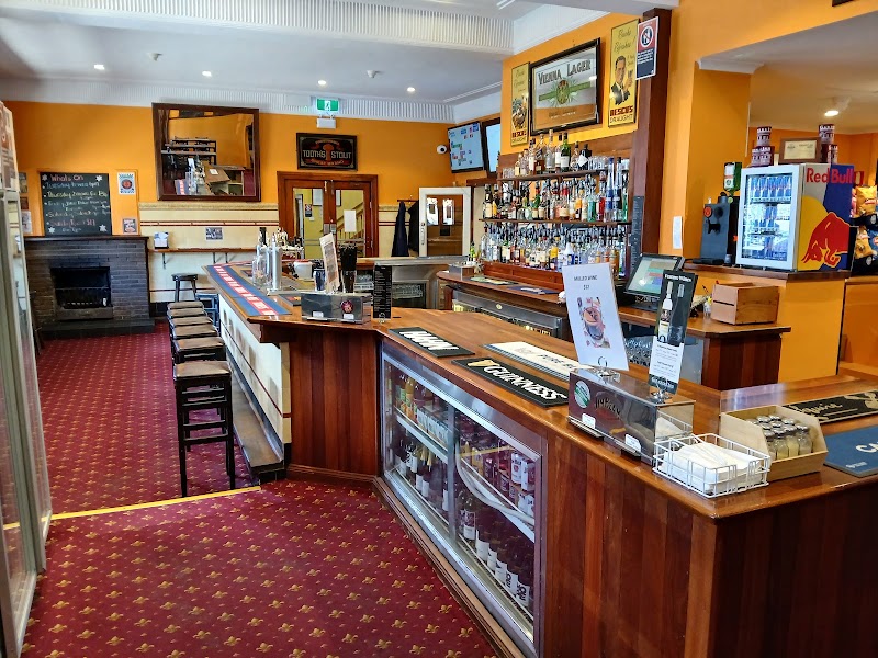 Gardners Inn Hotel - Gardners Inn Hotel 255 Great Western Hwy, Blackheath NSW 2785, Australia