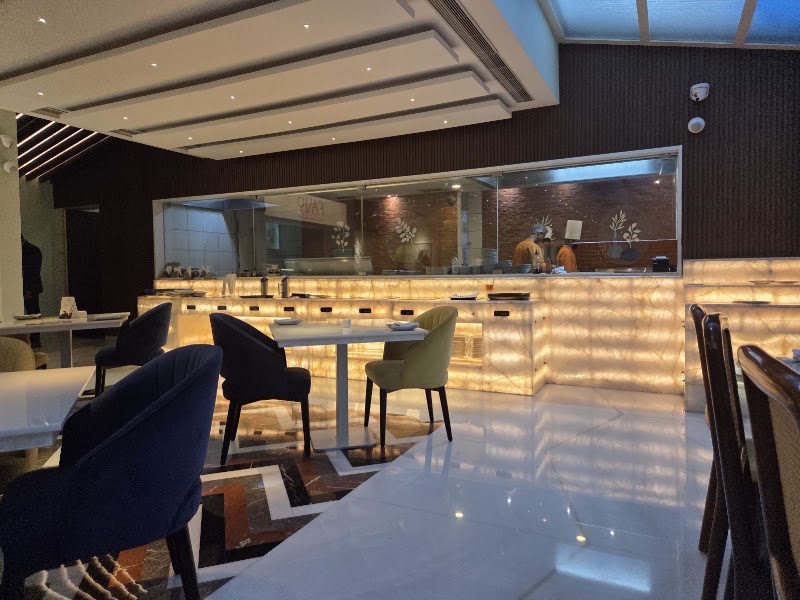Chives all-day-diner - Chives all-day-diner 312, Bharathiyar Rd, Siddhapudur, Coimbatore, Tamil Nadu 641044, India