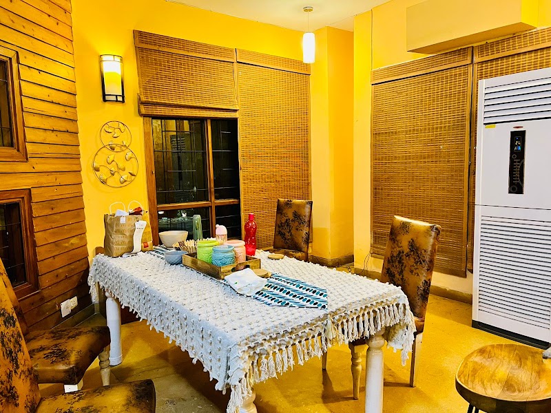 Vintage Villa / House Party Venue / Photo Shoot Location in Gurgaon - Vintage Villa / House Party Venue / Photo Shoot Location in Gurgaon House no 21, near Star Mall, Sector 31, Gurugram, Haryana 122001, India