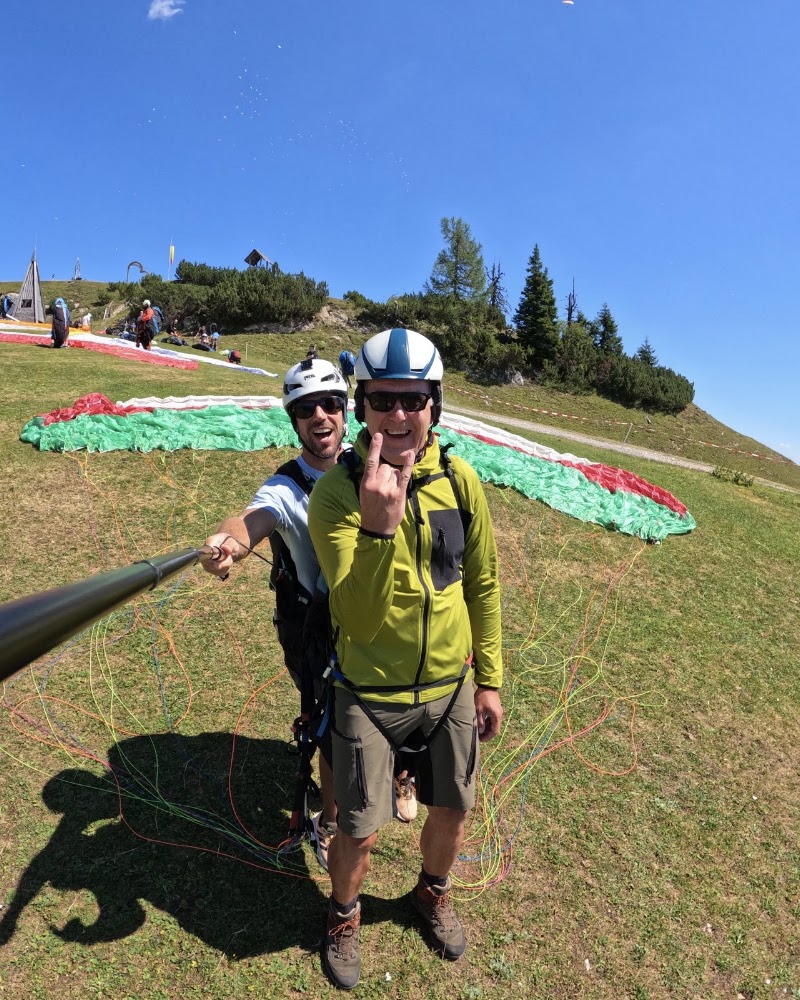 FlyTandem Paragliding Werfenweng - FlyTandem Paragliding Werfenweng, Weng 149, 5453 Werfenweng, Austria