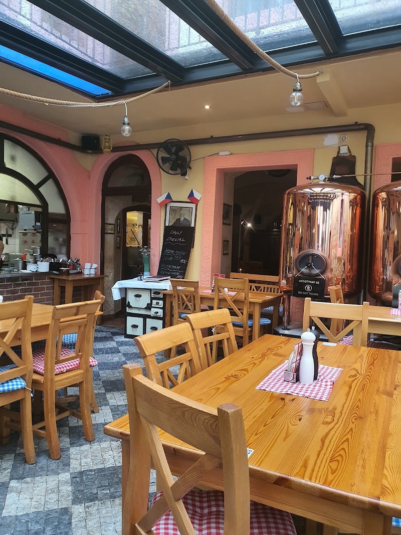 Restaurace U Mlynáře - Restaurace U Mlynáře Nerudova 213/18, Malá Strana, 118 00 Praha-Praha 1, Czechia
