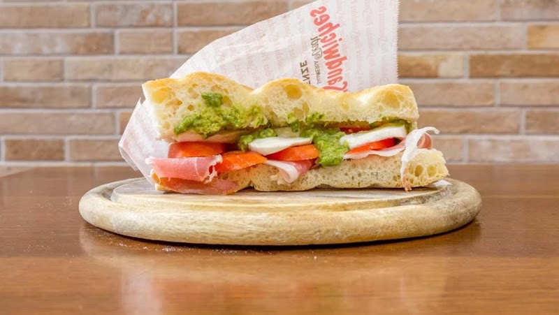 Pino's Sandwiches - Salumeria Verdi - Pino's Sandwiches - Salumeria Verdi Via Giuseppe Verdi, 36R, 50122 Firenze FI, Italy