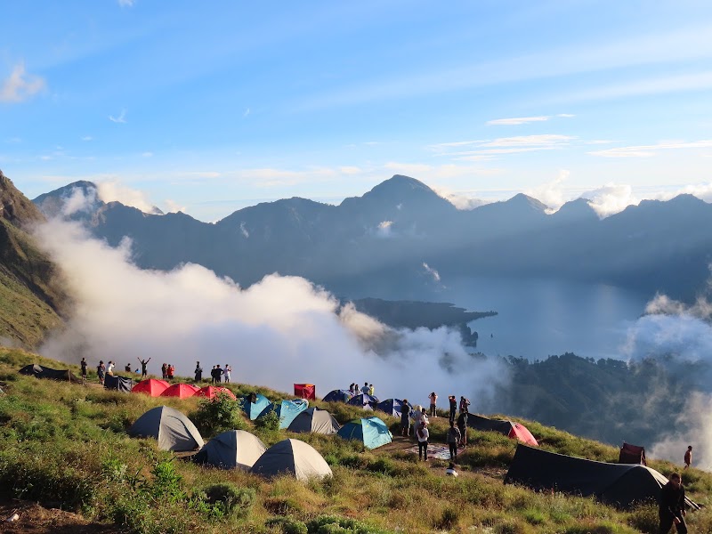 Around Rinjani - Around Rinjani, Jl. Pariwisata Senaru Desa Senaru, Dusun, Tumpang Sari, Kec. Bayan, Kabupaten Lombok Utara, Nusa Tenggara Bar. 83354, Indonesia