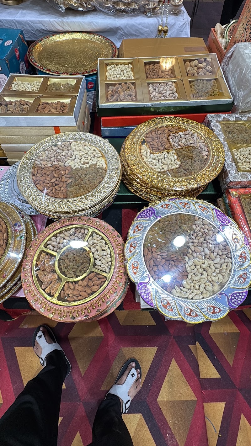 Sadar bazar delhi cantonment - Sadar bazar delhi cantonment H4VC+WXH, Piru Vihar, Shekhawati Lines, Delhi Cantonment, New Delhi, Delhi 110010, India