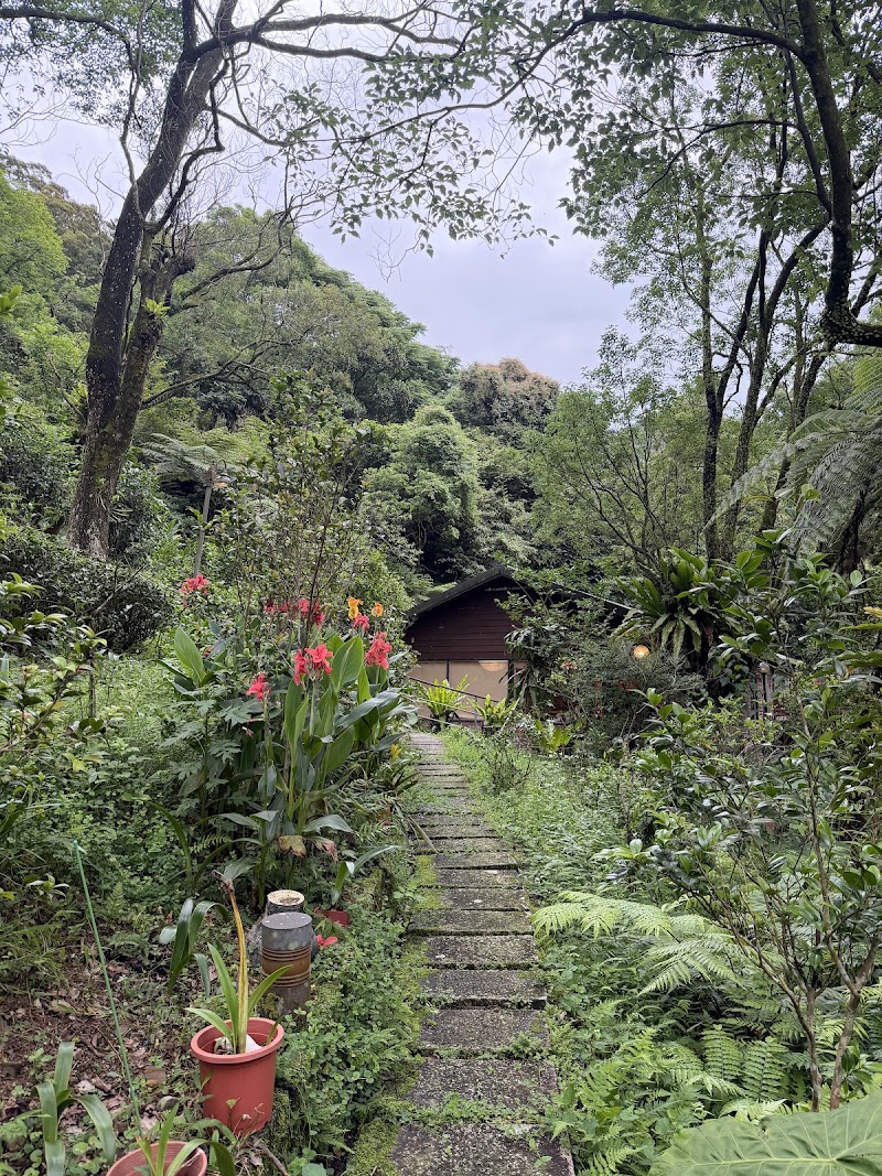 Longya Tea House - Longya Tea House, No. 24之2號, Lane 40, Section 3, Zhinan Rd, Zhinan Village, Wenshan District, Taipei City, Taiwan 116