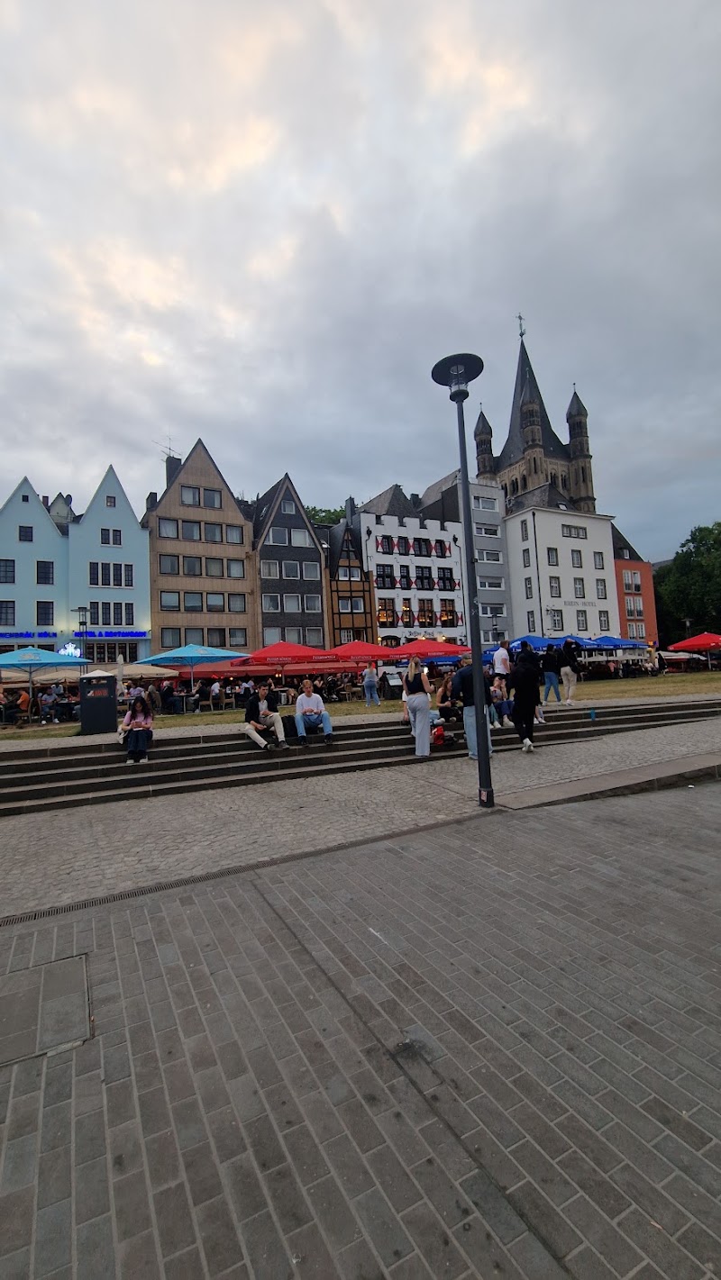 Rheingarten - Rheingarten, Rheinpromenade Altstadt, 50667 Köln, Germany