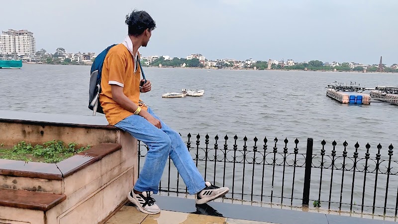 KST Musical Fountain - KST Musical Fountain 5VM2+RQ4 Kishore Sagar, Gumanpura, Kota, Rajasthan 324007, India