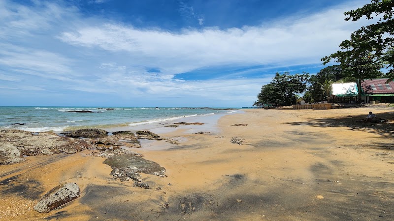 Nang Thong Beach