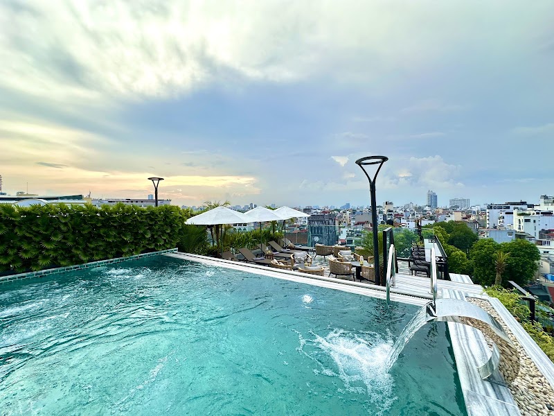 GRAND HÔTEL du LAC Hanoi - GRAND HÔTEL du LAC Hanoi, 18 - 24 P. Nhà Chung, Hoàn Kiếm, Hà Nội 100000, Vietnam