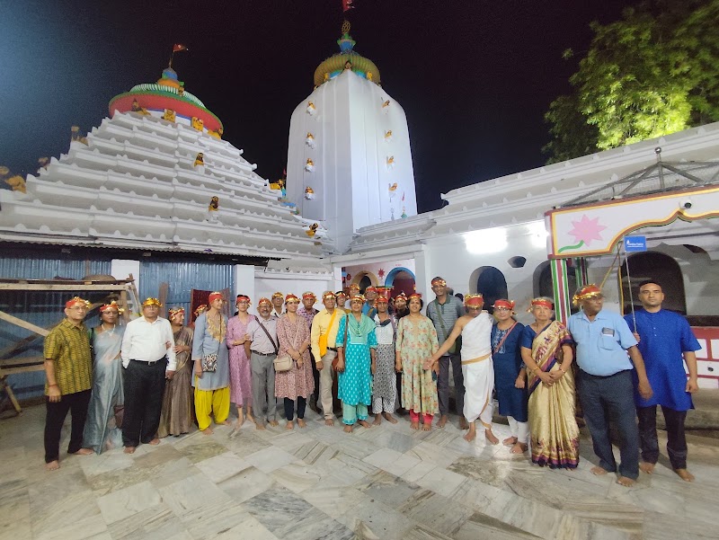 Tirtha Yatra - Tirtha Yatra 425, 2nd Floor, Maheshwari Complex, Between 7th & 8th Cross, Sampige Rd, Sangeetha Apts, Malleshwaram, Bengaluru, Karnataka 560003, India