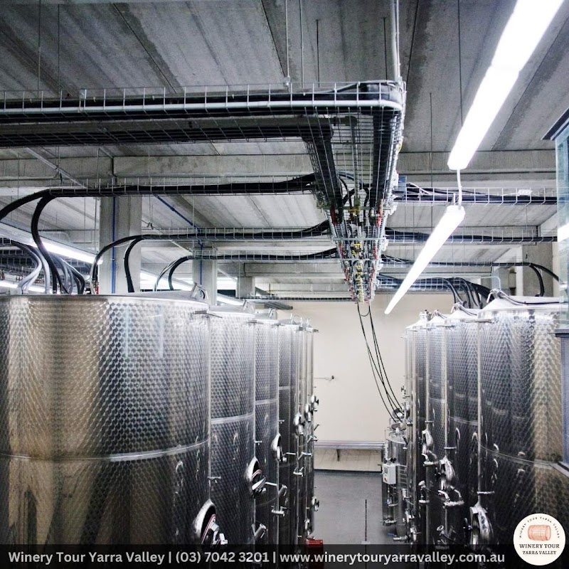 Winery Tour Yarra Valley - Winery Tour Yarra Valley, Unit 201/98 River Esplanade, Docklands VIC 3008, Australia